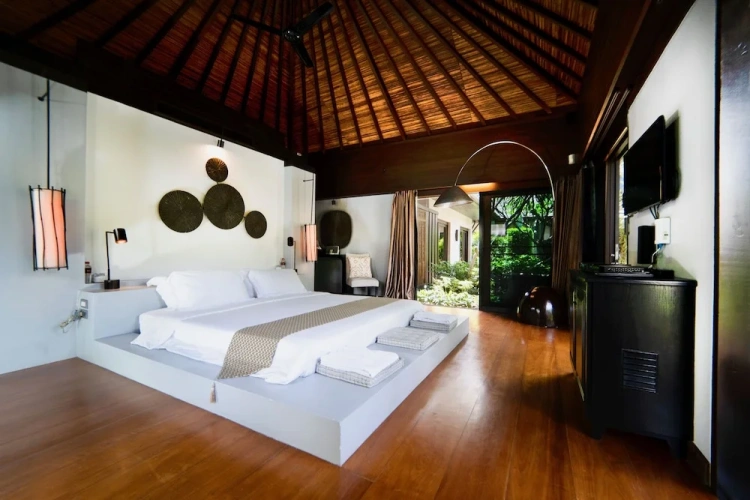 Executive Villa