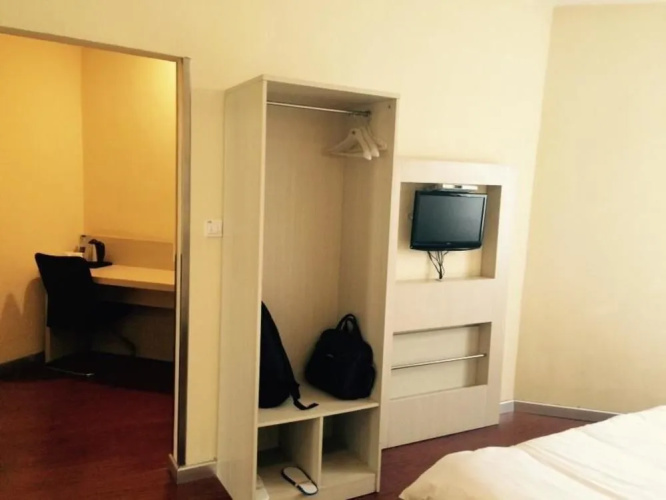 Hanting Hotel Binzhou hundred Tower