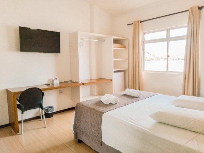 Standard Double room with lake view