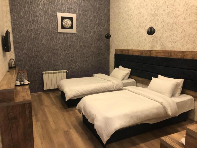 Standard Twin room with city view