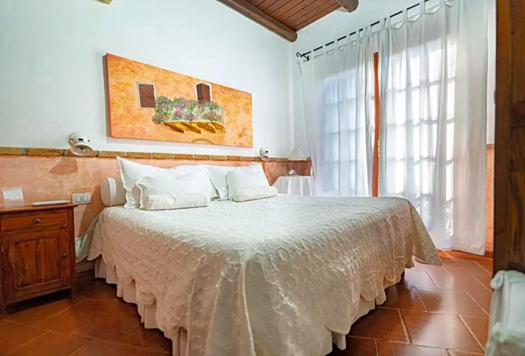 Sa Domu Sarda Suites - Bed & Breakfast