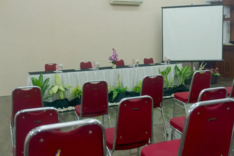 C'One Hotel Cempaka Putih