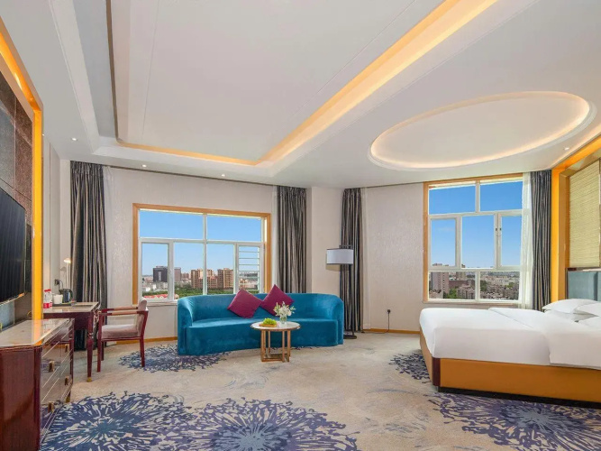 Metropolo Yining Development Zone Hotel