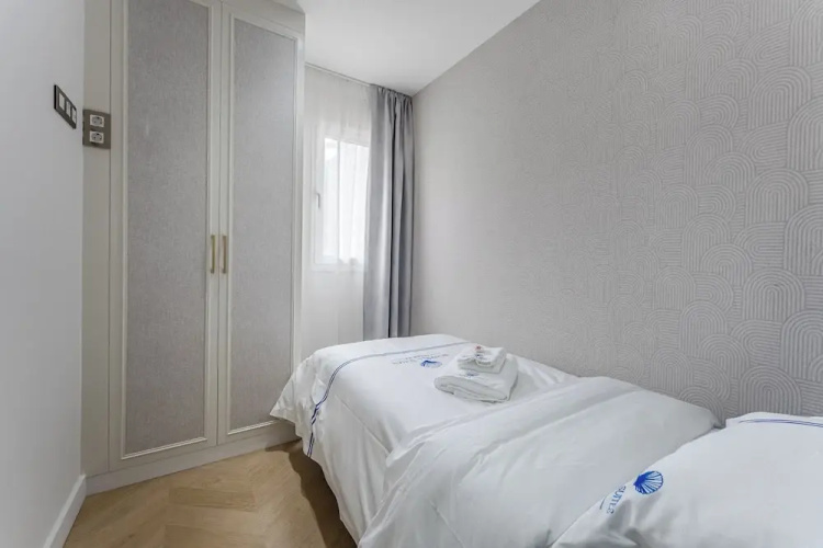 SeaShell Suites