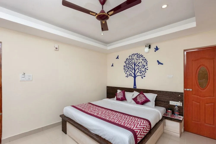 Maruthi Residency