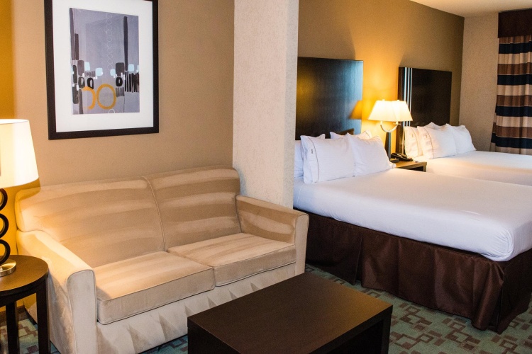 Quadruple Suite