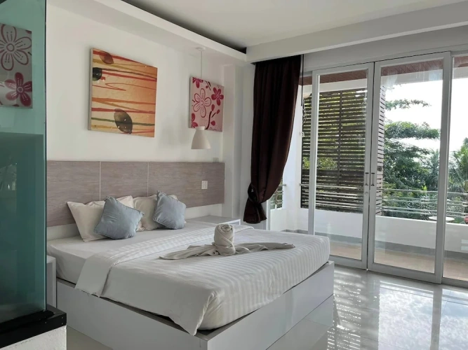 2 Bedrooms Family Suite with sea view