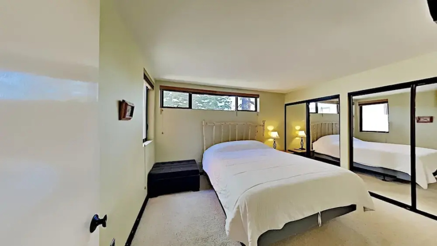 543 2 Bedroom Condo