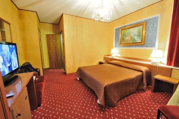 Diana Park Hotel