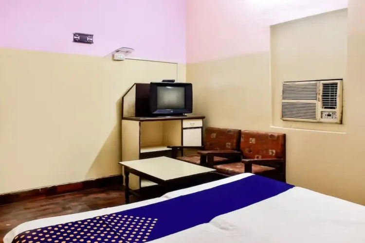 Goroomgo Vinar Raipur