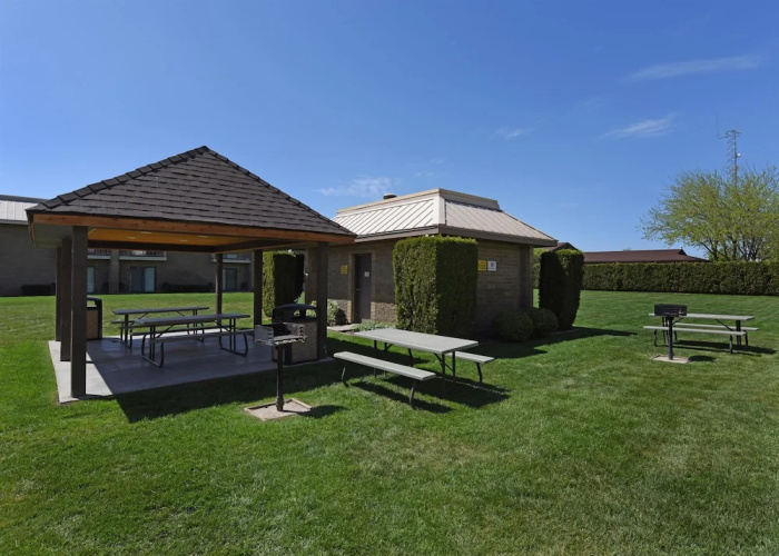 Best Western Plus Ahtanum Inn
