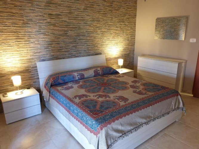3 Bedrooms Apartment