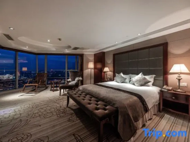1 Bedroom Family Suite