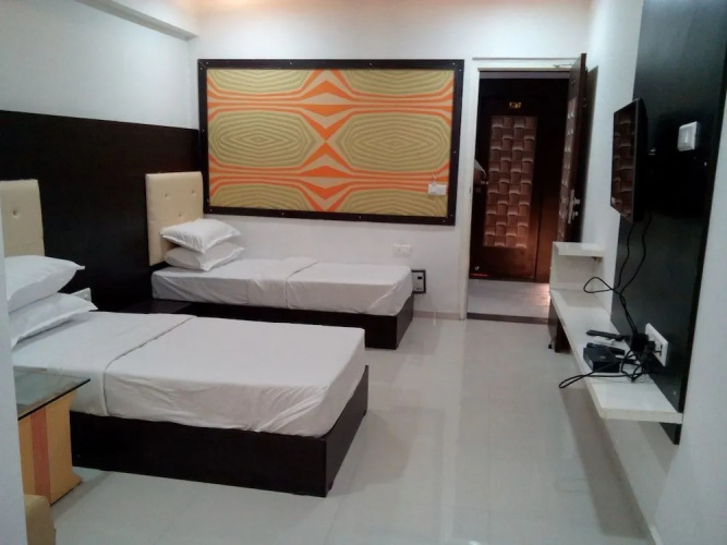 Krishna Park Inn
