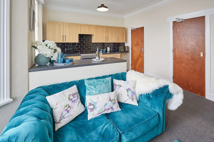 Host Stay Rockpool