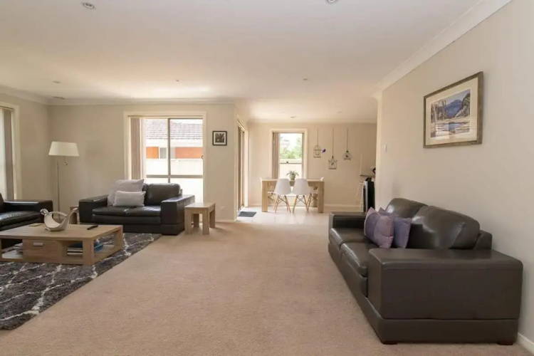 Franklin Villa, Central, Comfy & Convenient