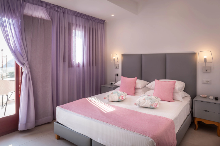 Mar N Mar Crown Hotel And Suites - Santorini