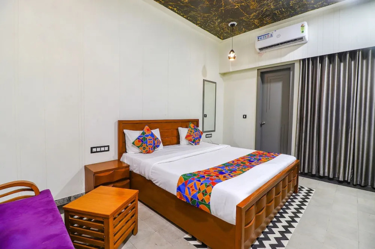 Fabhotel Be Happy