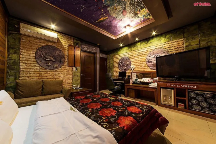 Versace Hotel