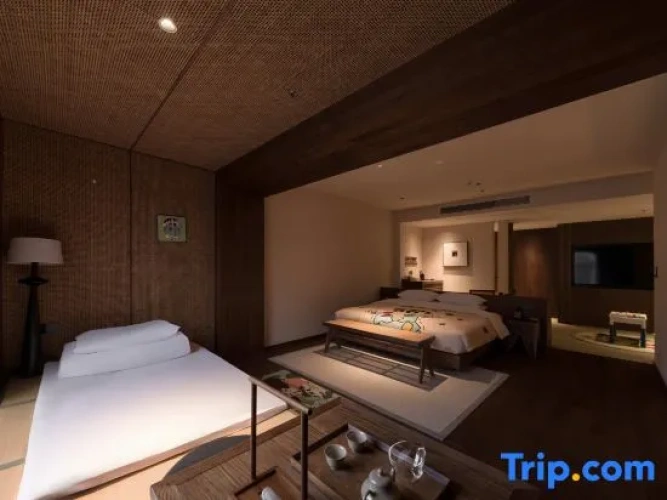 Premier Suite