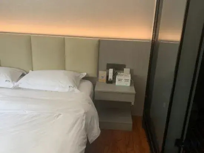 Dali Sanskrit Hotel