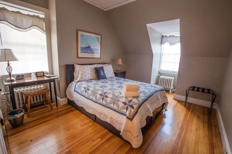 Comfort room