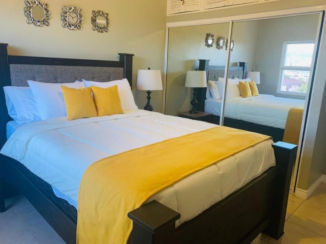 1 Bedroom Apartment