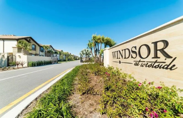 Windsor-5 Bed Townhouse w/splashpool-3811WW