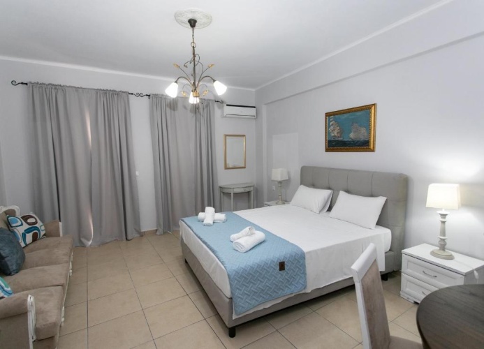 2 Bedrooms Apartment