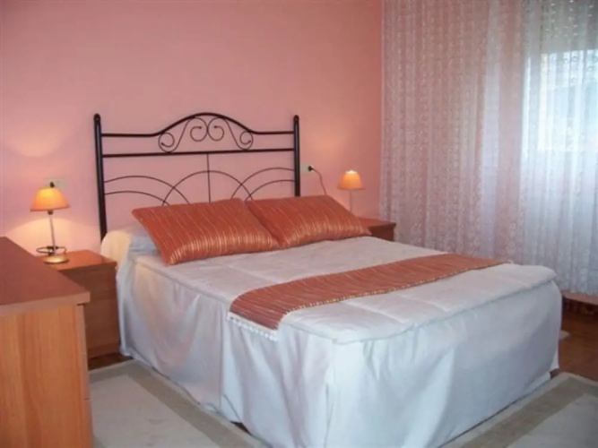 100370 - Apartment in Bueu