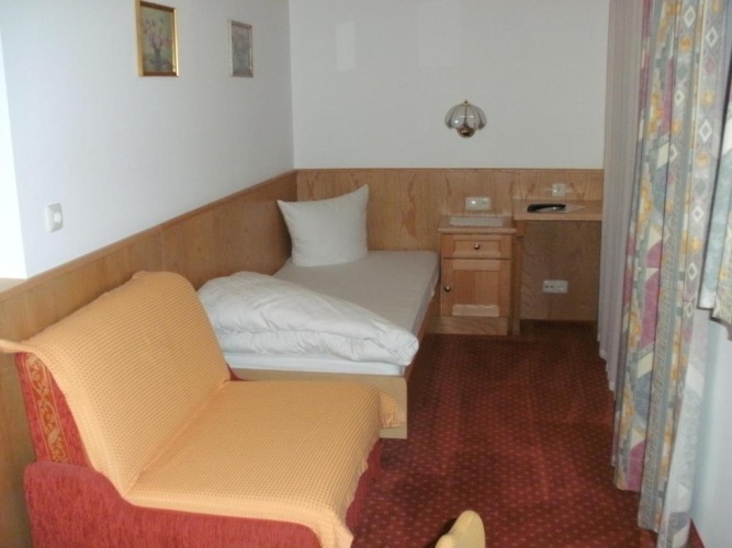 Standard Single room with balcony