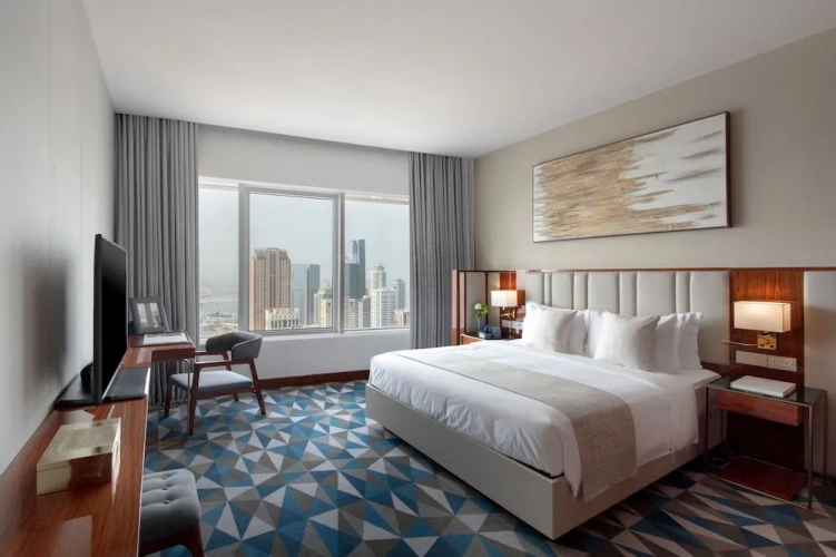 2 Bedrooms Executive Suite with city view