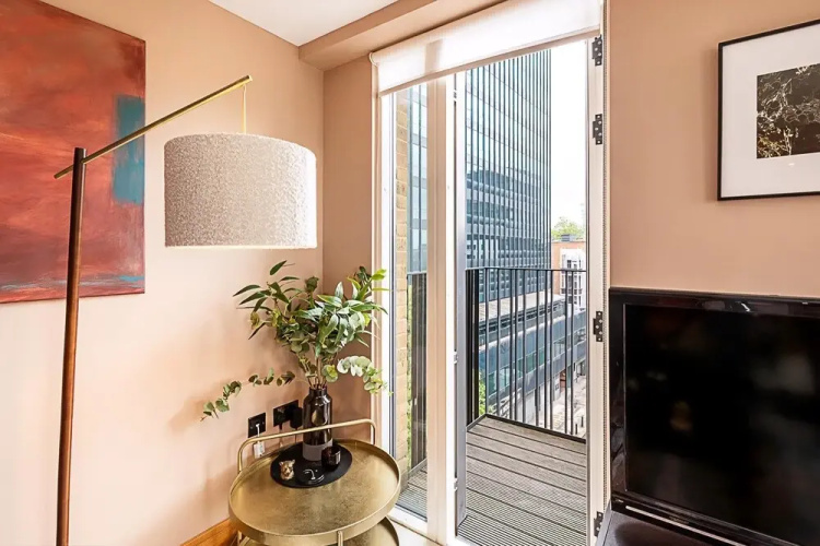 Convenient Euston London Apartment