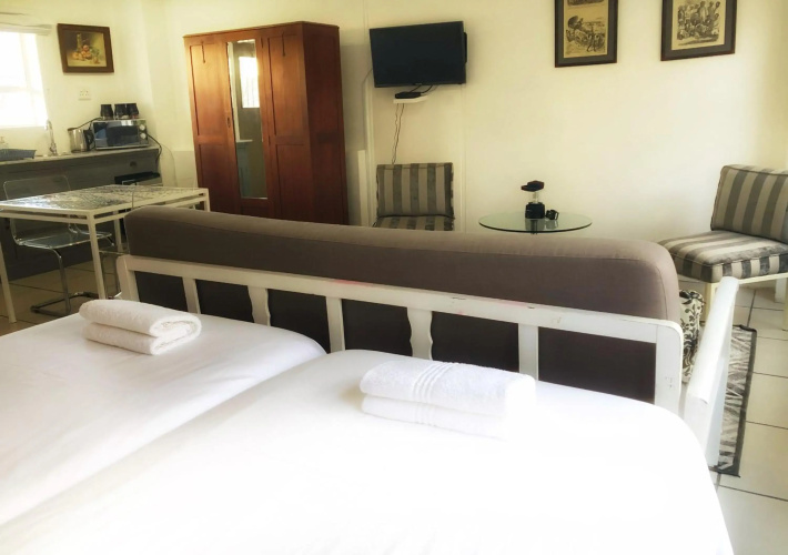 Black Horse Accommodation