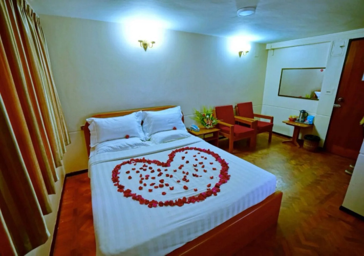 Taim Phyu Hotel