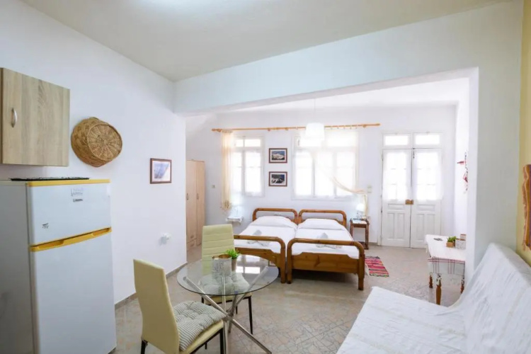 Sellai House