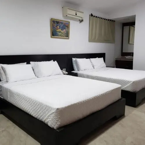 Terra Luna Lodge
