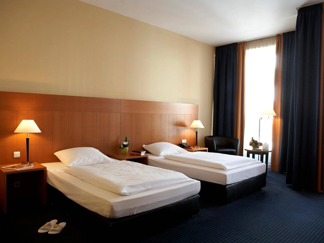 Plaza Premium Koln