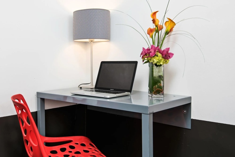 Chicago Getaway Hostel