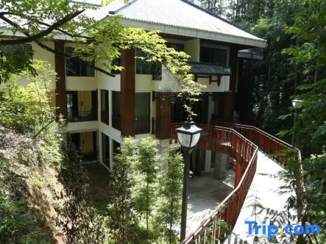 Xingchuan Yulu Academy & Inn
