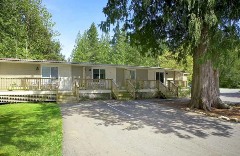 Stonewater Motel