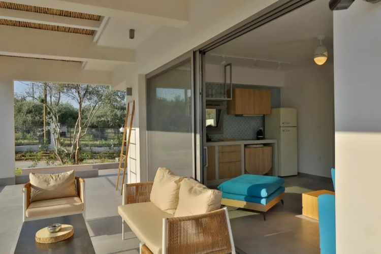 4RosesVillas