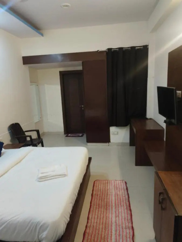 Hotel Noida Dreamz 44