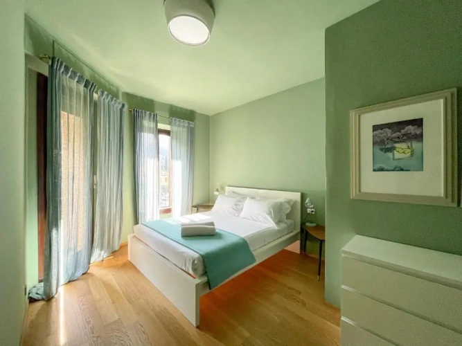Luxury Suite with balcony and with lake view