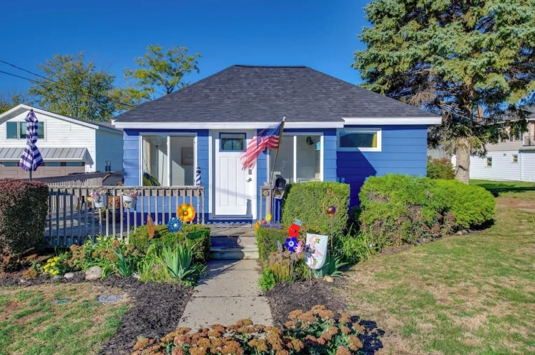 2 Bedrooms Cottage