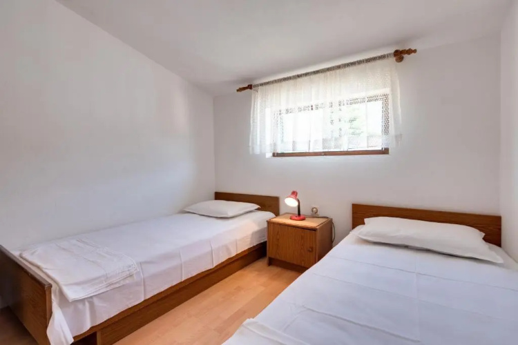Apartments Kronja