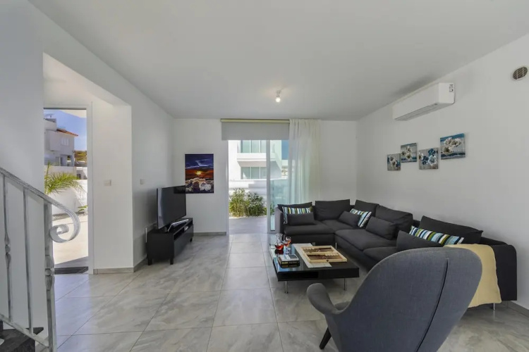 Protaras Villa Araella