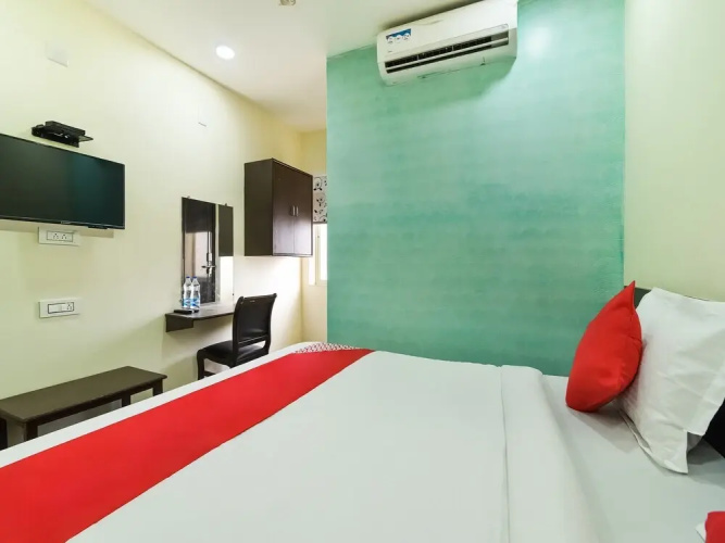 Sai Priya Residency by OYO Rooms