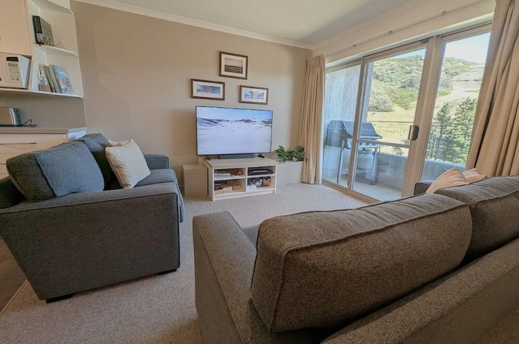 2 Bedrooms Deluxe room with balcony