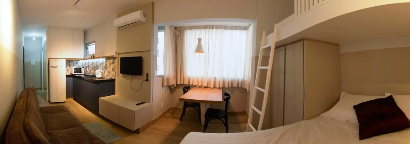 Flat Beverly Hills 307